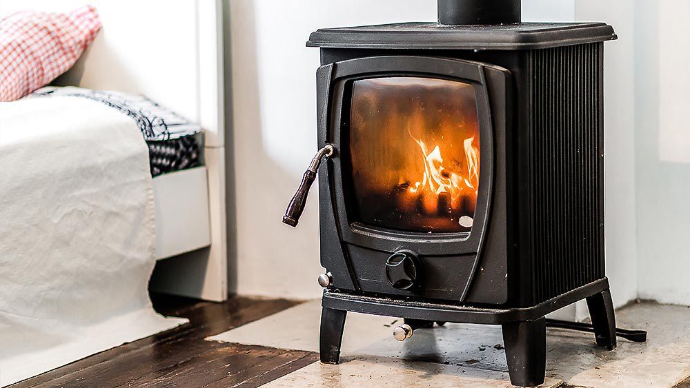 La estufa de pellets de madera se puede utilizar como fuente de calefacción alternativa para cortes de energía. 