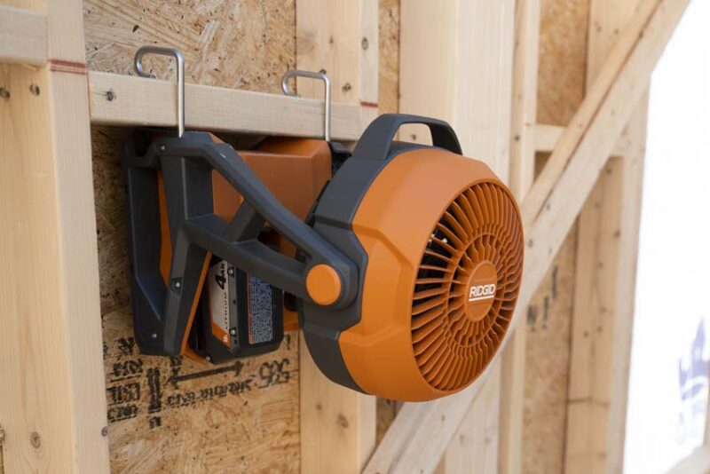 Reseña del ventilador inalámbrico Ridgid de 18 V para el lugar de trabajo